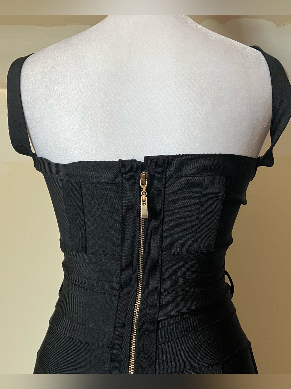 Bella Barnett Black Bandage Jumpsuit Sculpting Fit w/ Ankle Zippers size Medium - Picture 13 of 13